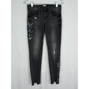 Sneak peek Women's Mid rise distressed skinny jeans size 5